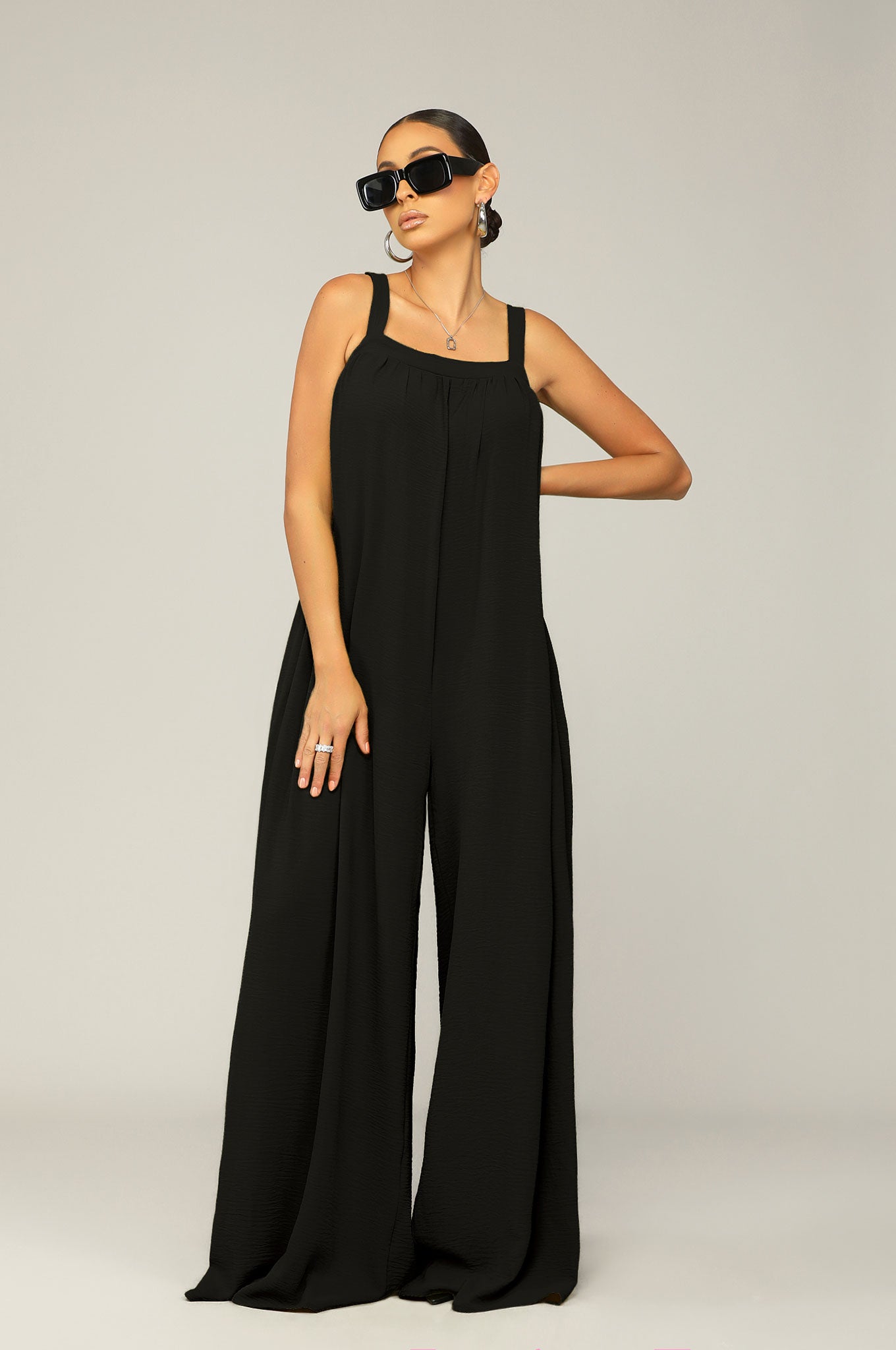 FREE RANGE JUMPSUIT- BLACK [PRE-ORDER 6/30] - Kosmios