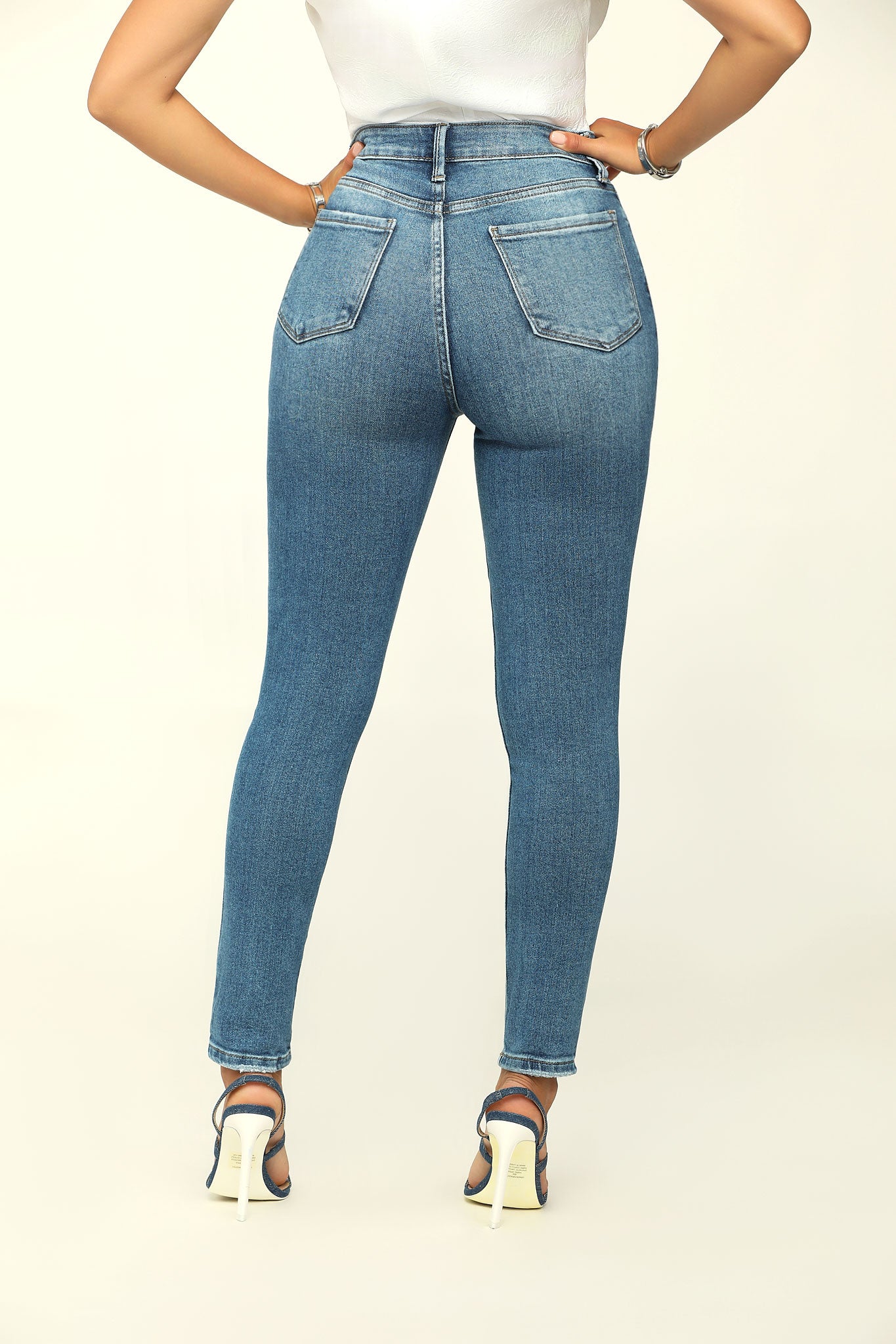 FIRST CHOICE SKINNY JEANS
